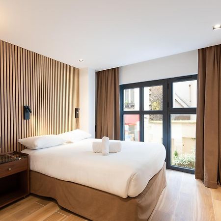 Les Suites Hcr Париж Екстер'єр фото