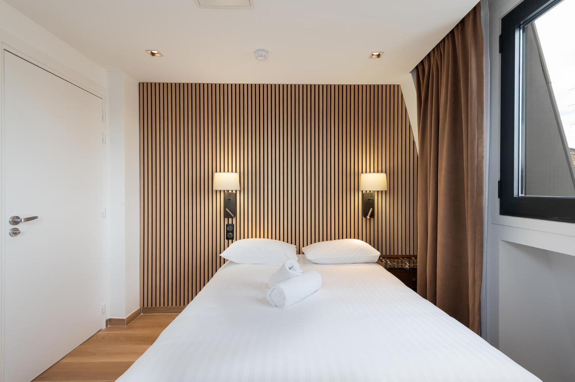 Les Suites Hcr Париж Екстер'єр фото