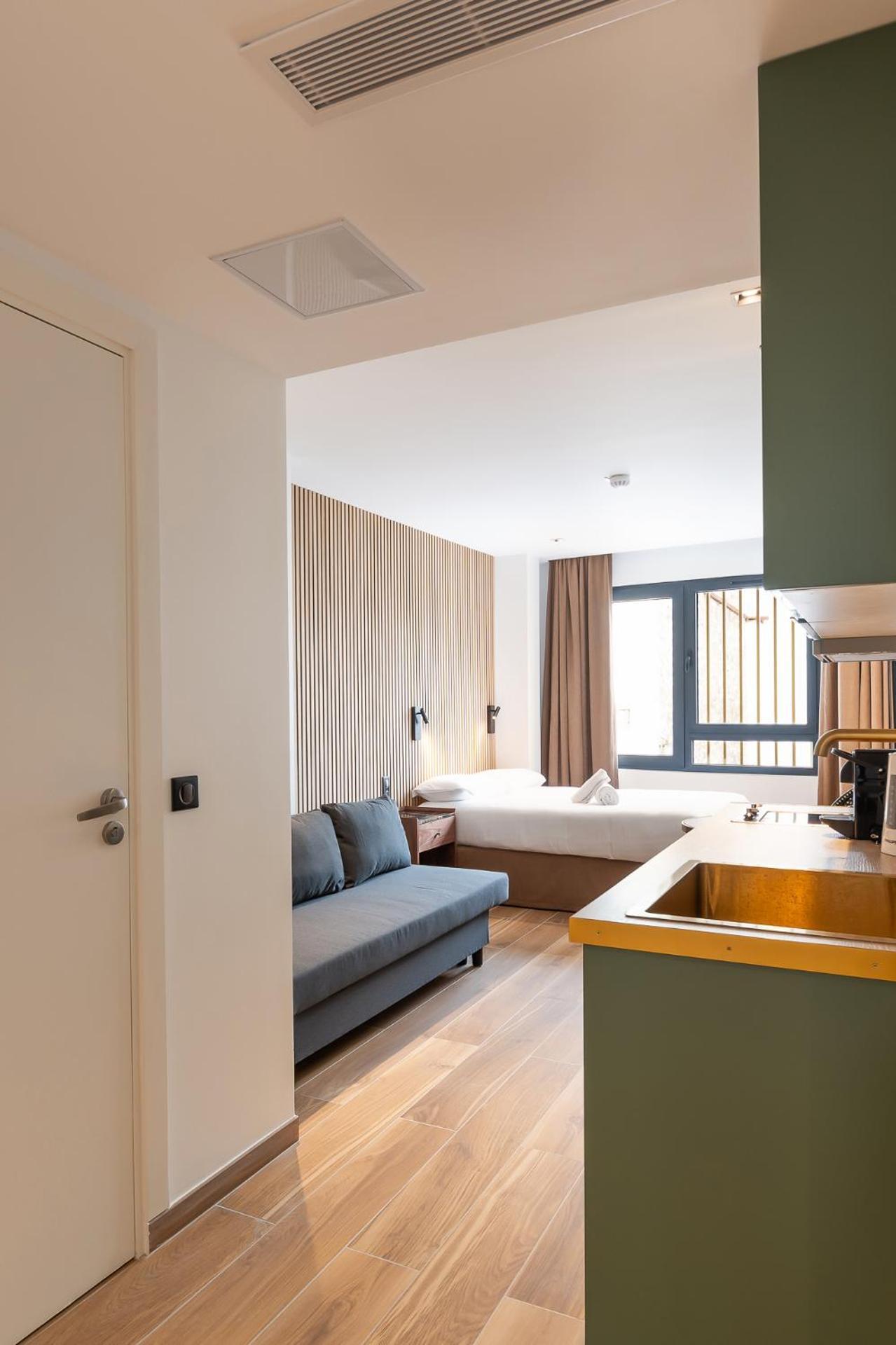 Les Suites Hcr Париж Екстер'єр фото